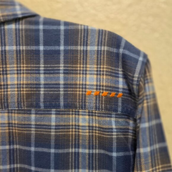 Ariat NWT Women's 2X Rebar Work Wear Flannel Long Sleeved Button Up - Picture 6 of 9